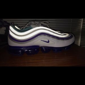 nike vapormax 97 varsity purple